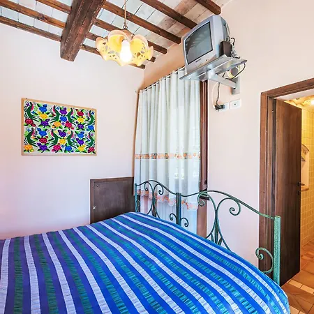 Giuncheto-1 By Interhome Holiday home Pilonico Paterno