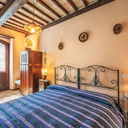 Сasa de vacaciones Holiday Home Giuncheto Casale By Interhome